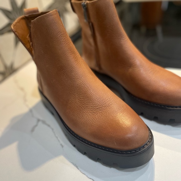 NWOB Franco Sarto Billie Platform Booties, Size 9.5M - Picture 5 of 8